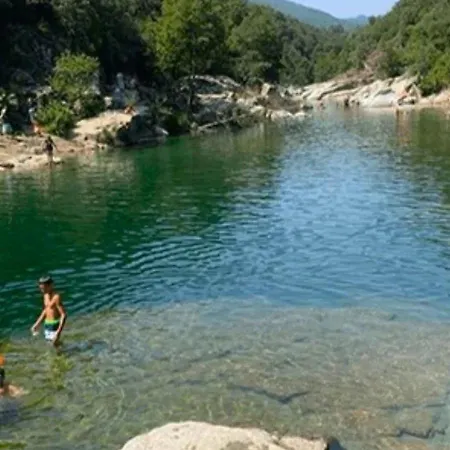La Berge Fleurie - Aquatique Kemping